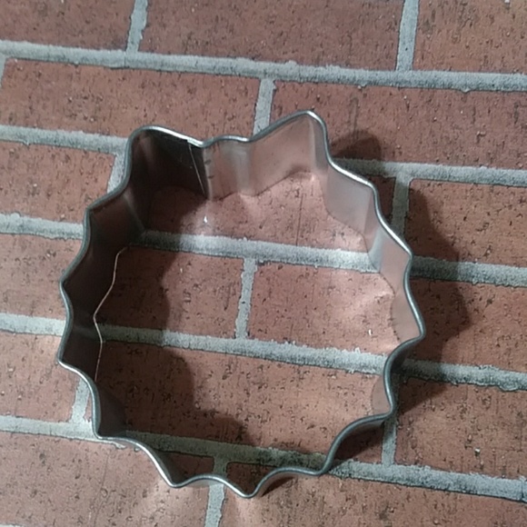Other - Wreath Metal Cookie Cutter